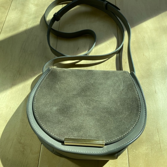 Cuyana crossbody bag - Picture 3 of 10
